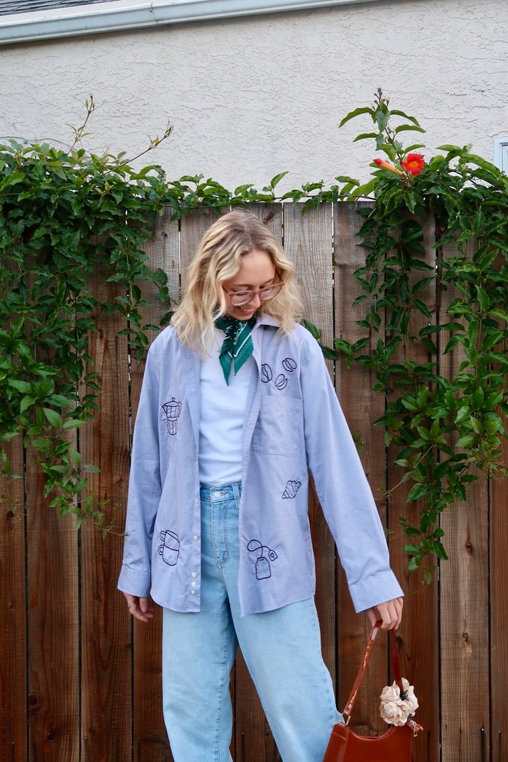 Coffeeshop embroidered shirt - coffee mug embroidery - croissant embroidery - teacup embroidery - slow fashion - handmade - spring shirt - outfit inspo
