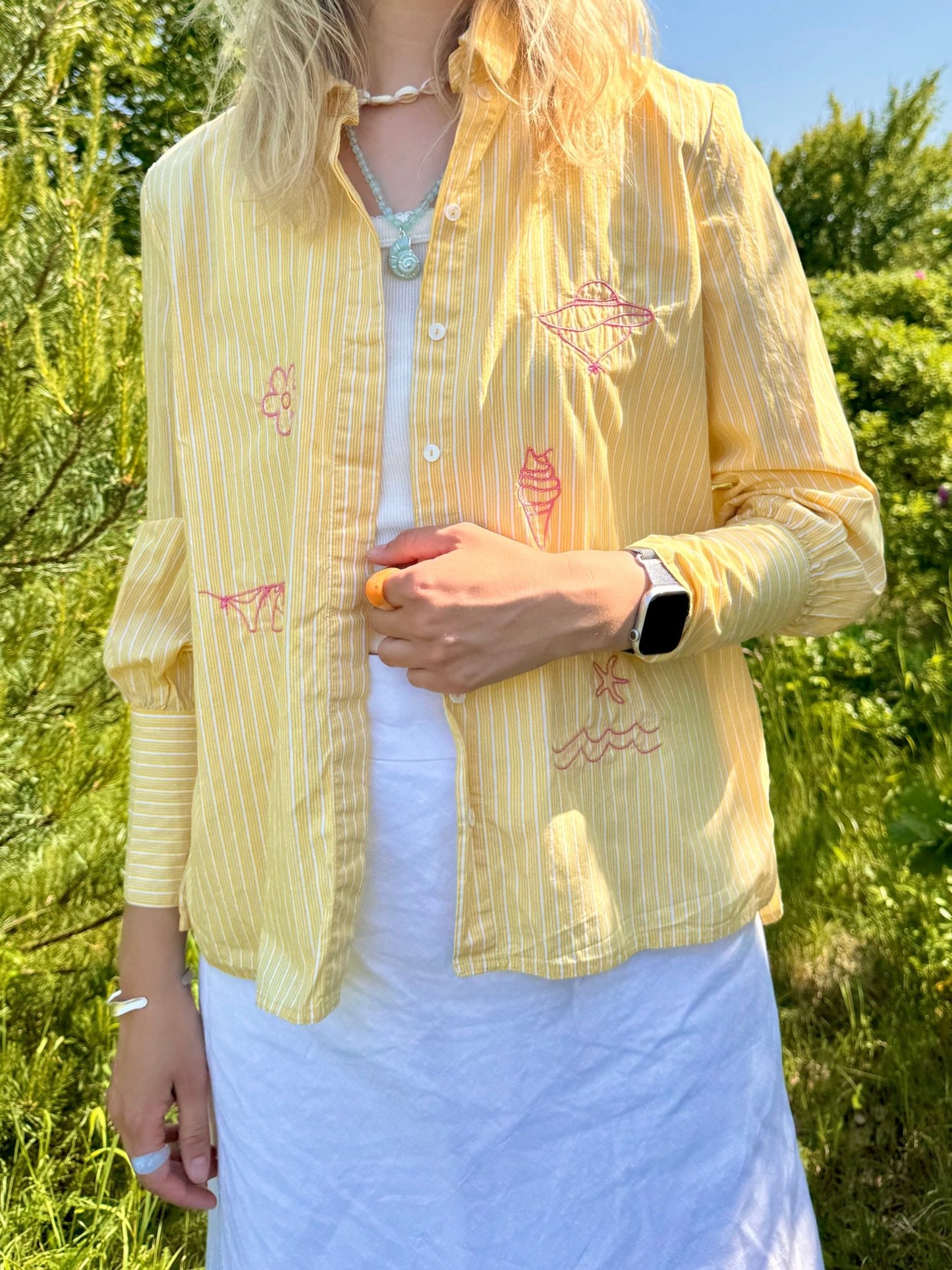 Sommer 2025 no. 4 - Omel Studio - Embroidered Shirt