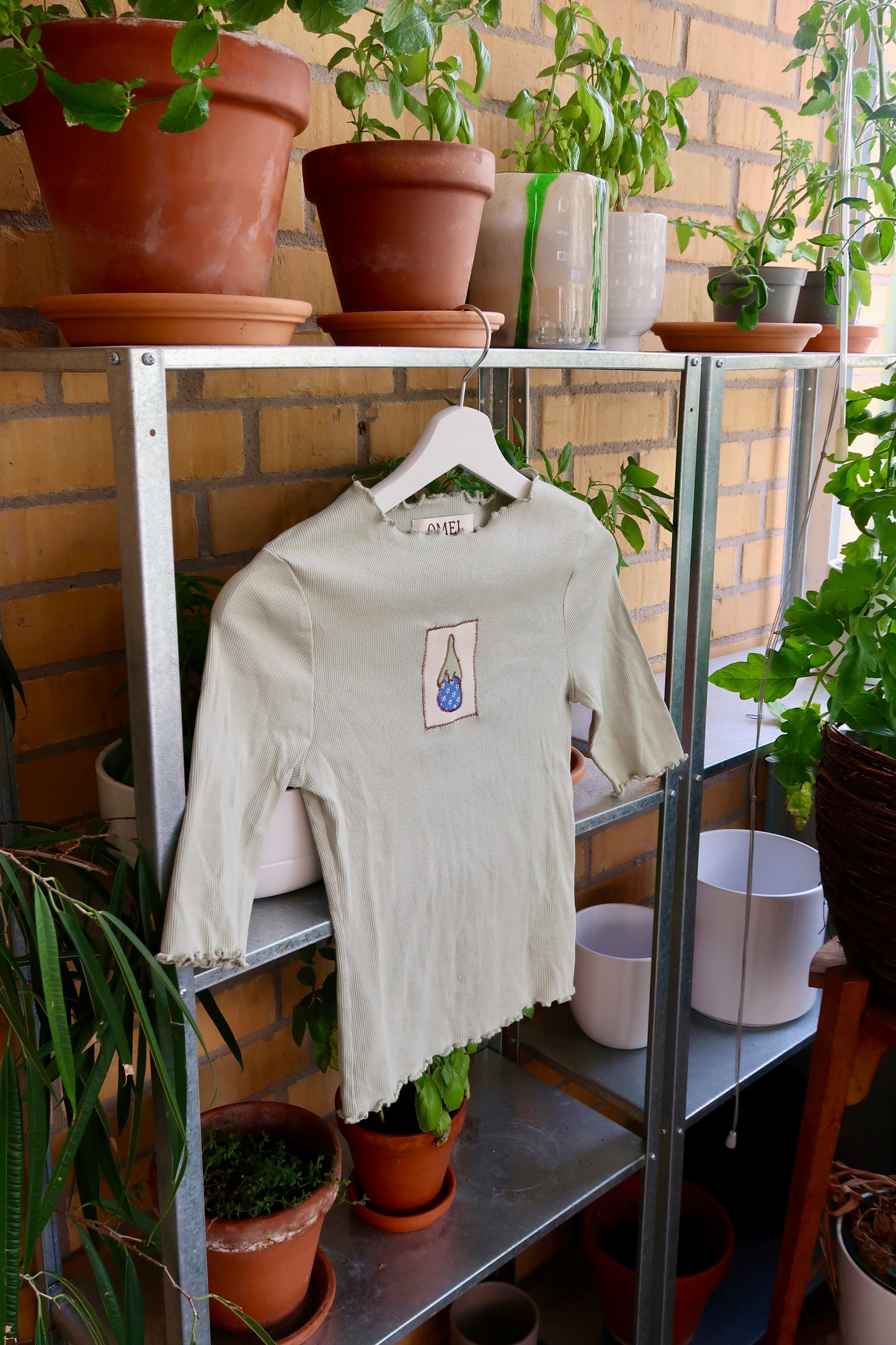 In The Garden No. 9 - Omel Studio