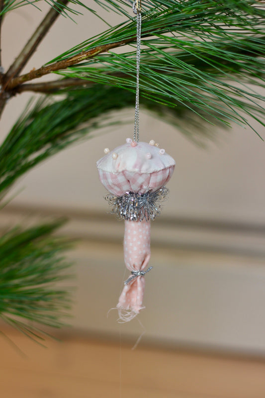 Mushroom ornament no.37