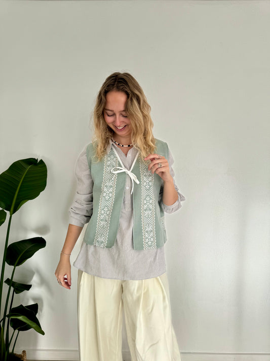 Agnes vest no.20