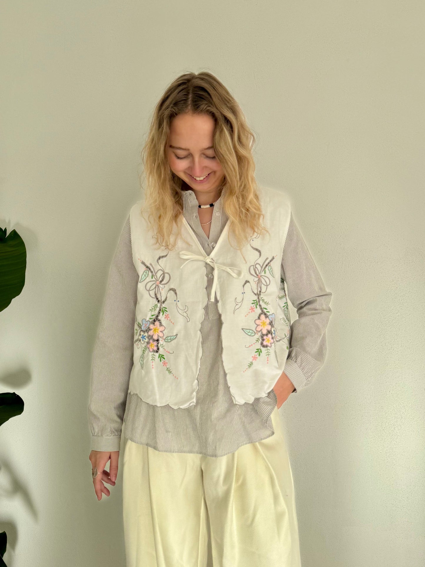 Agnes vest no.22