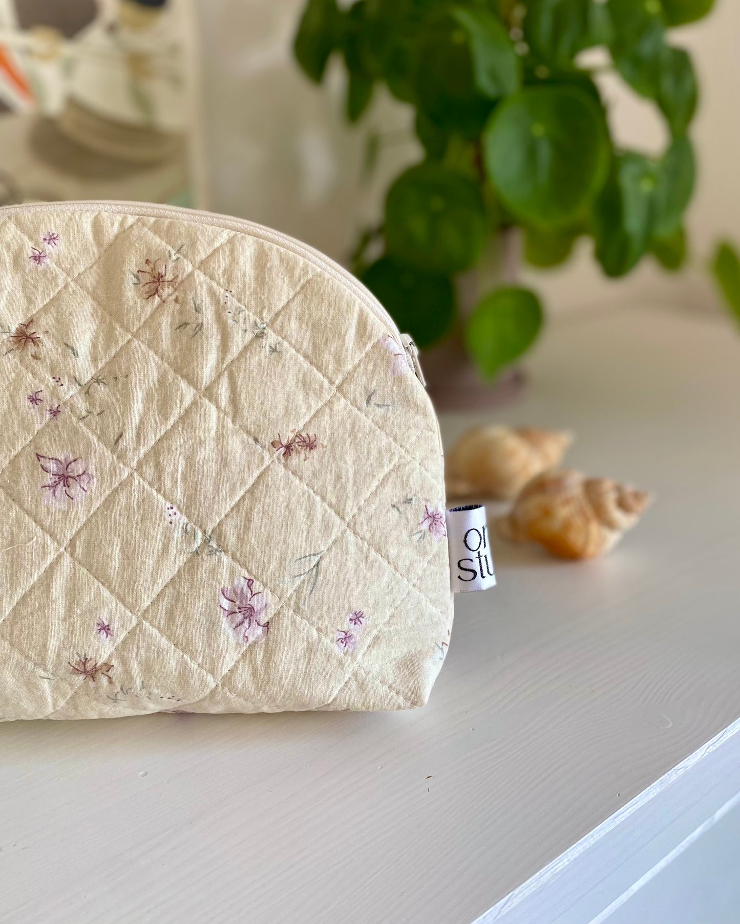 Quilted toilet bag no.7