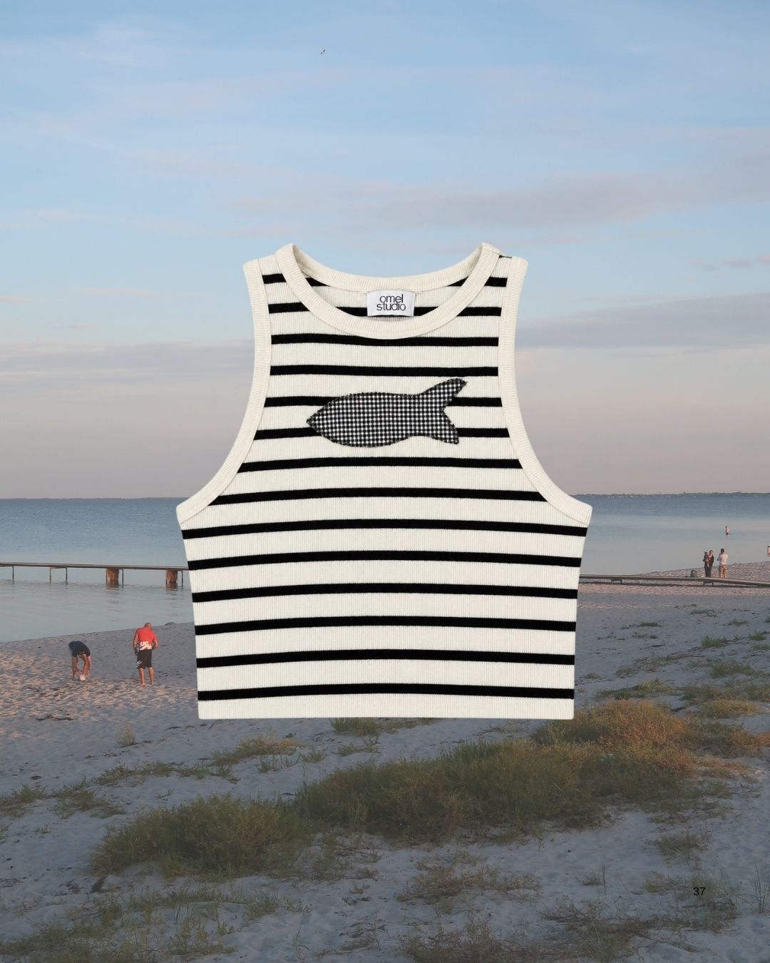 By The Harbour T-shirt No. 16