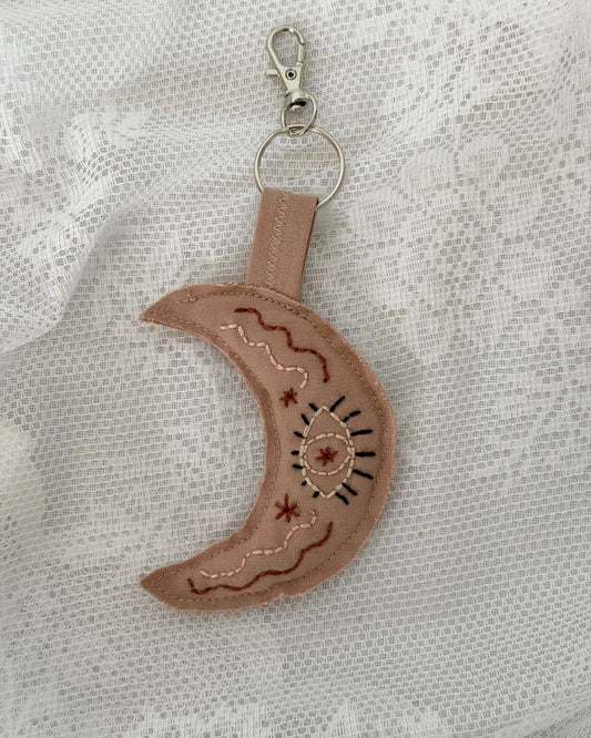 Broderet nøglering no.5 - Omel Studio - 