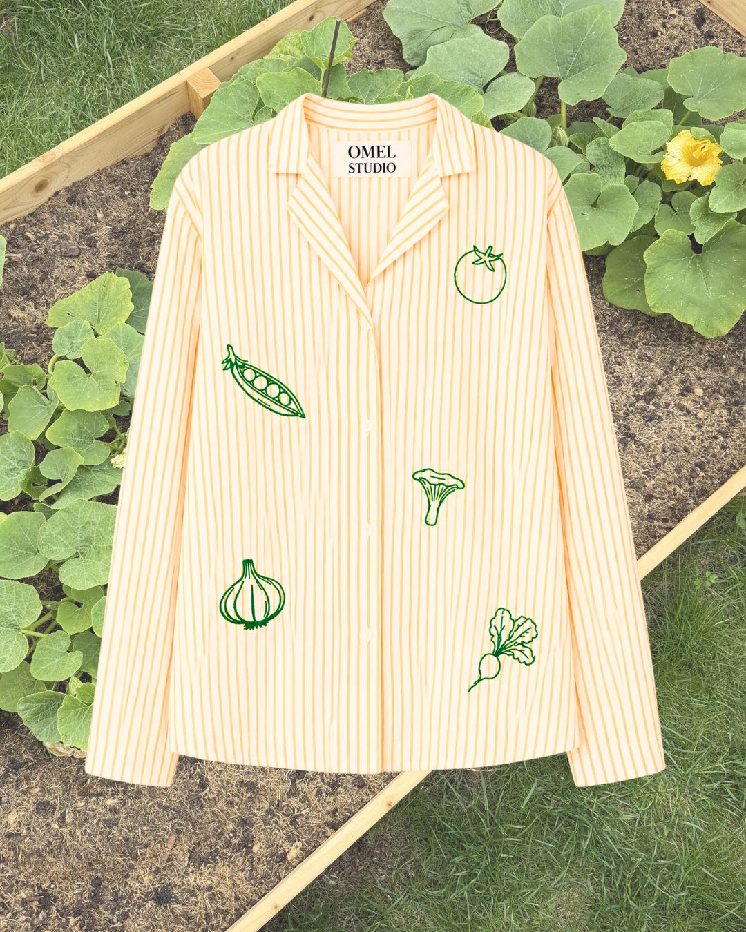 In The Garden No. 42 - Omel Studio-Skjorte