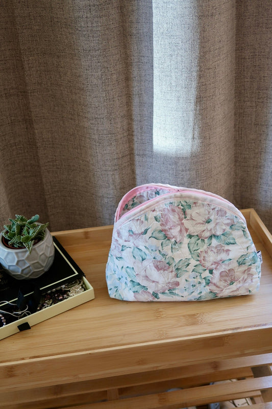 Pink - Floral - Handmade - Makeup-bag - Omel Studio - Toiletry bag
