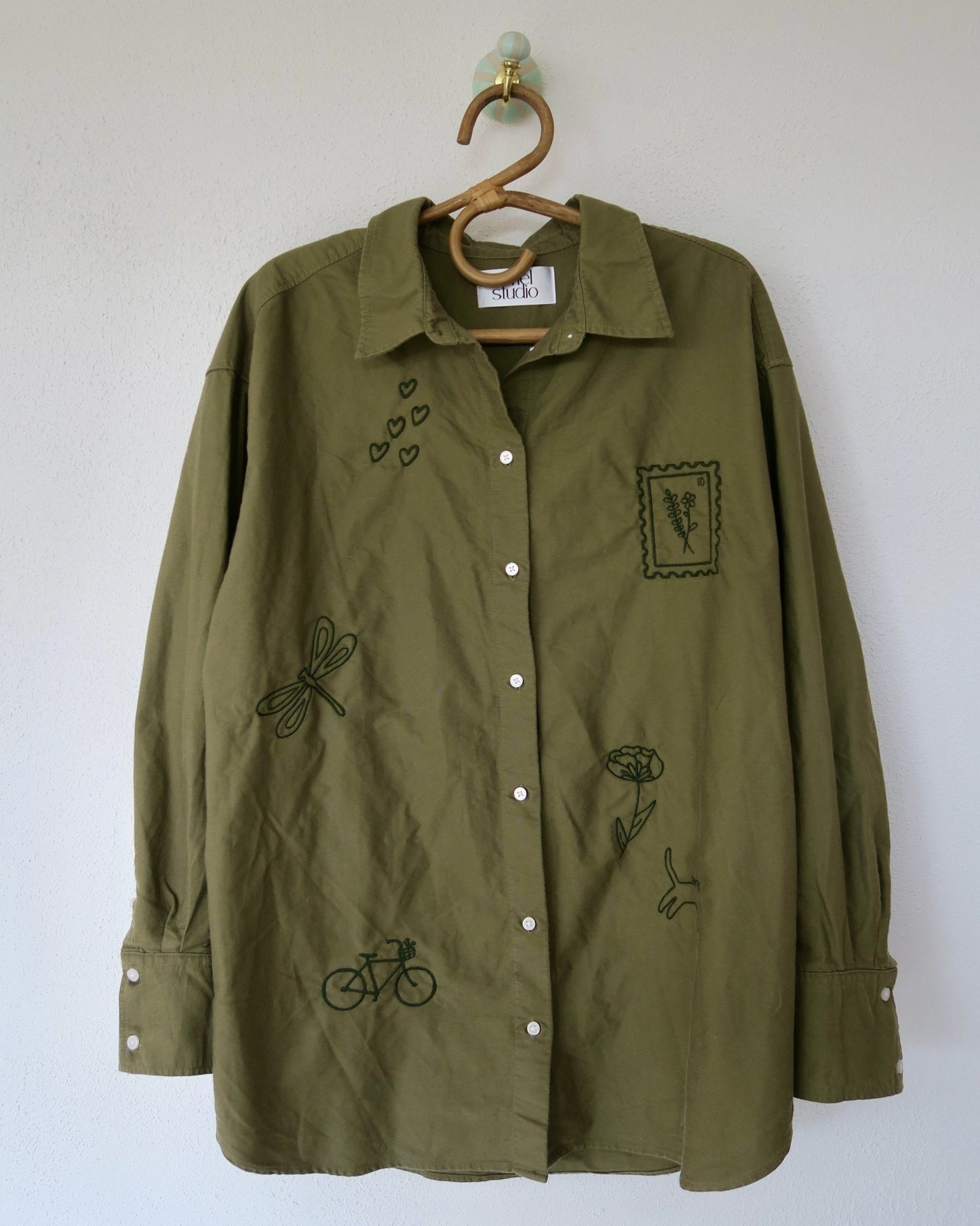 Unique Stitches no.15 - Omel Studio - Bluse