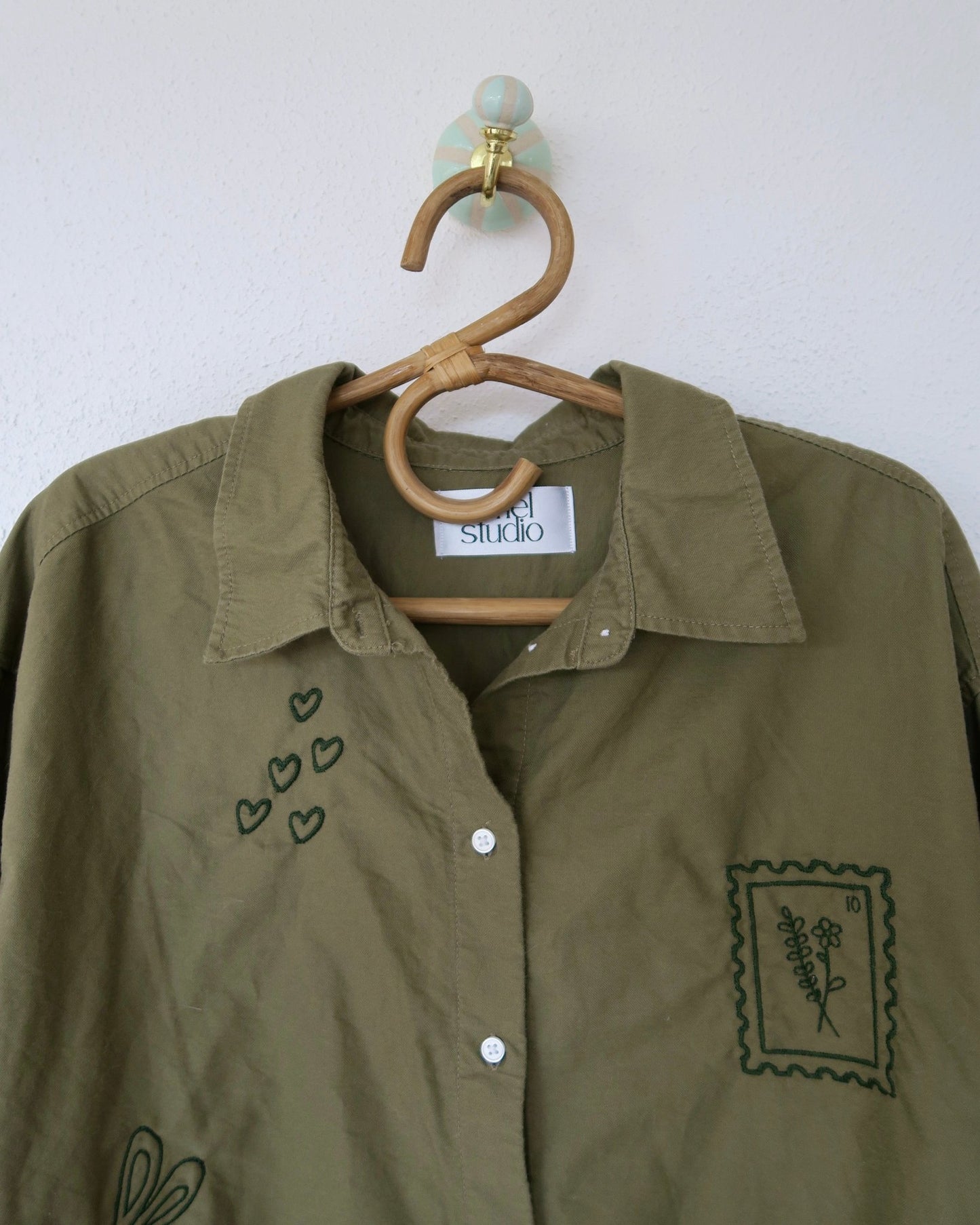 Unique Stitches no.15 - Omel Studio - Bluse