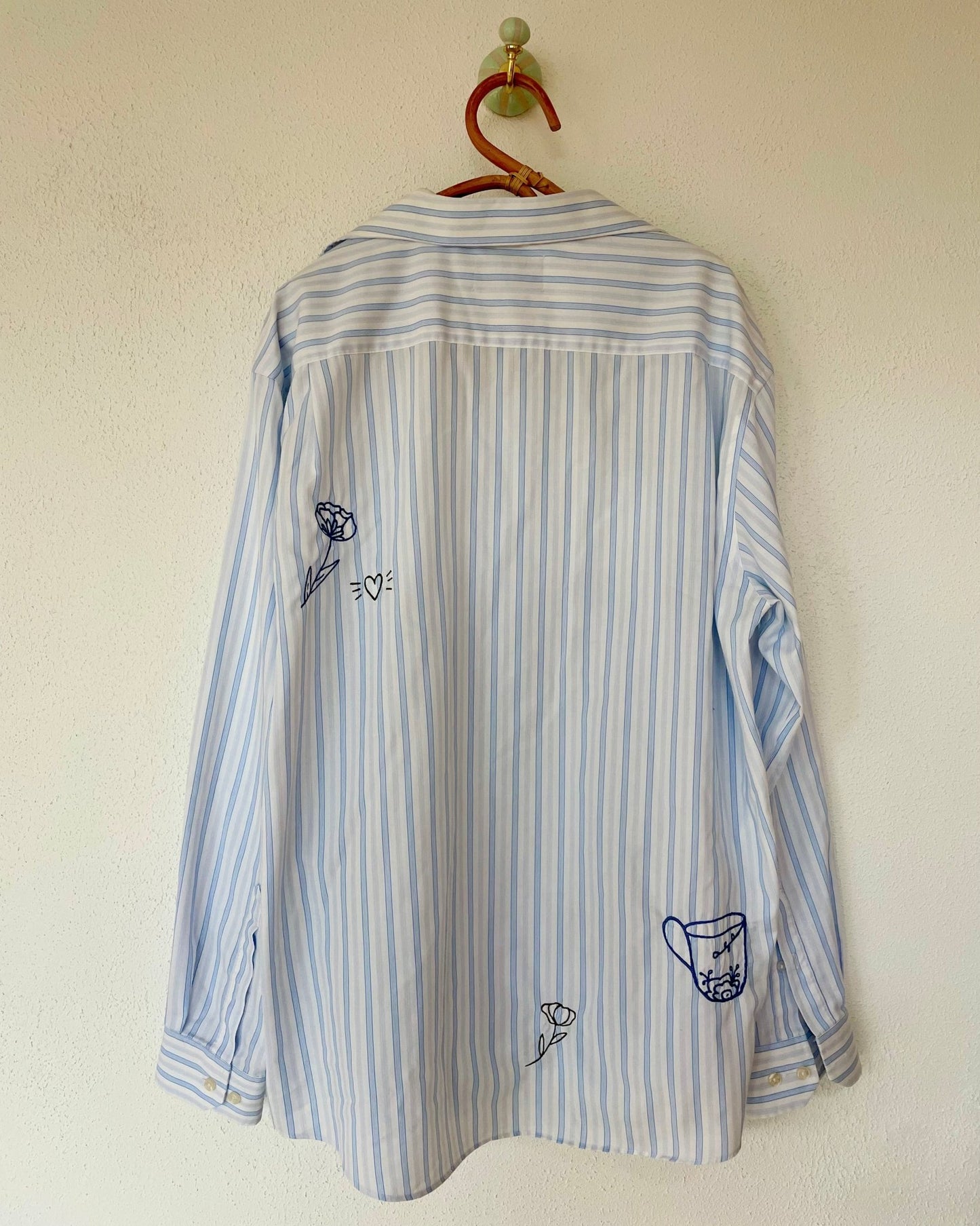 Unique Stitches no.19 - Omel Studio - Bluse